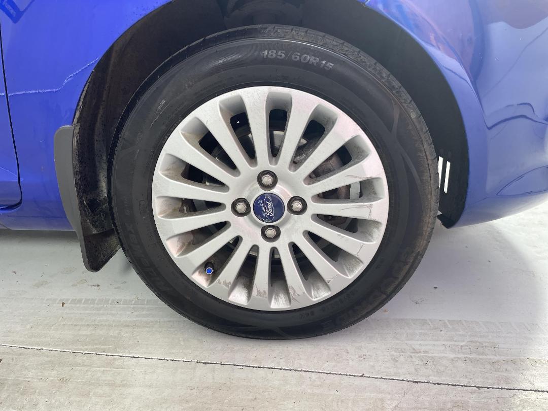 Photo '9' of Ford Fiesta