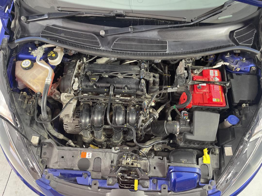 Photo '13' of Ford Fiesta