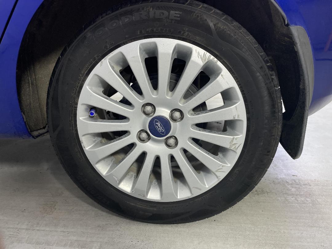 Photo '11' of Ford Fiesta