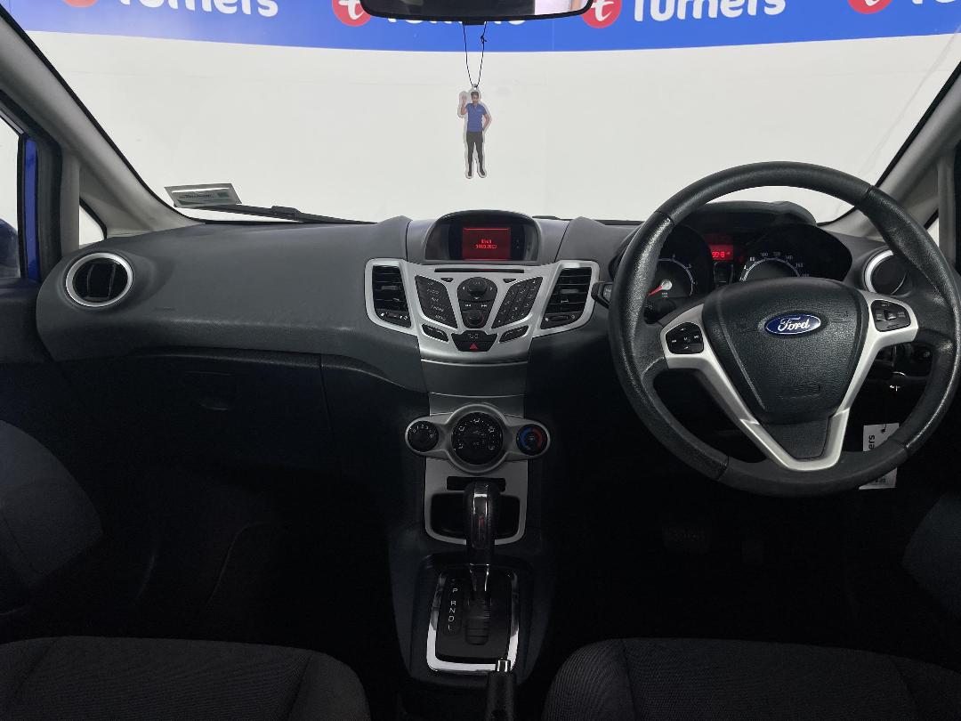 Photo '17' of Ford Fiesta