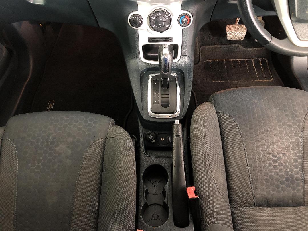 Photo '18' of Ford Fiesta Photo '18' of Ford Fiesta