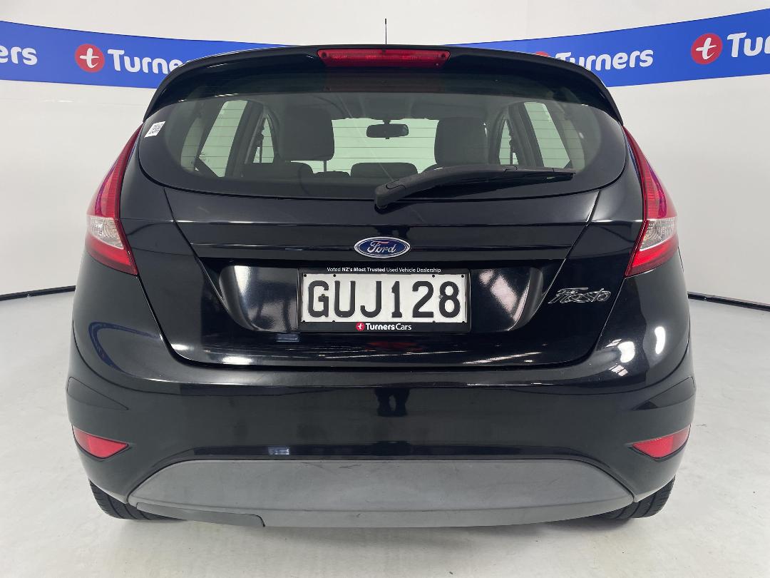 Photo '6' of Ford Fiesta Photo '6' of Ford Fiesta