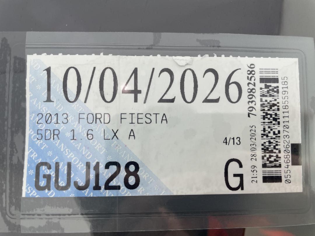 Photo '26' of Ford Fiesta Photo '26' of Ford Fiesta