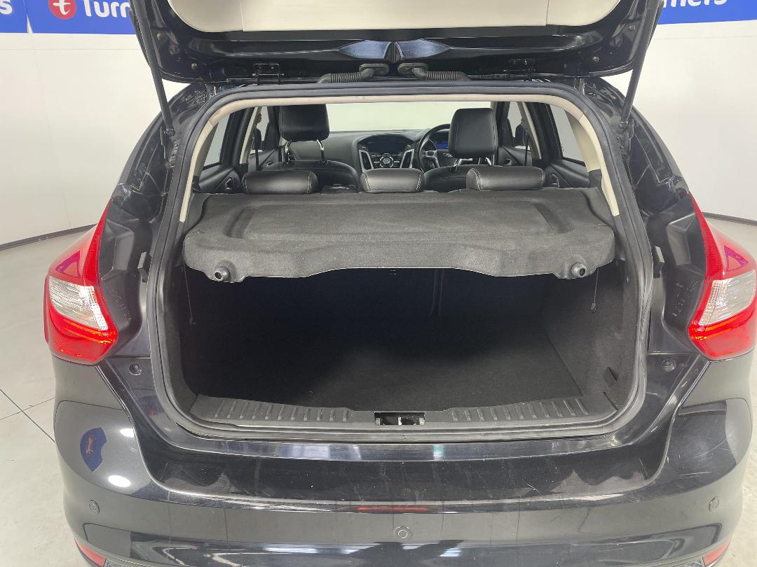 Photo '14' of Ford Focus Photo '14' of Ford Focus