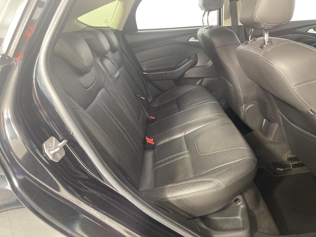 Photo '20' of Ford Focus Photo '20' of Ford Focus