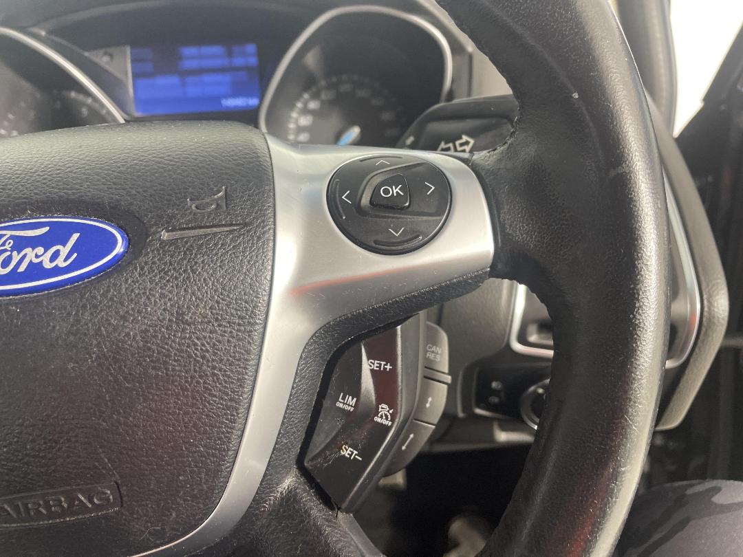 Photo '24' of Ford Focus Photo '24' of Ford Focus