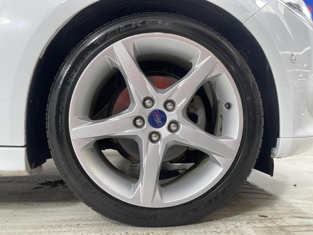 Photo '9' of Ford Focus