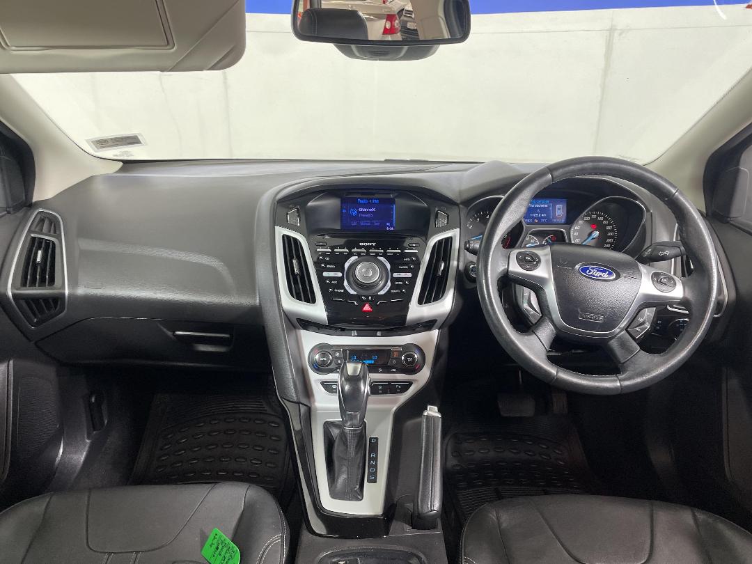 Photo '17' of Ford Focus