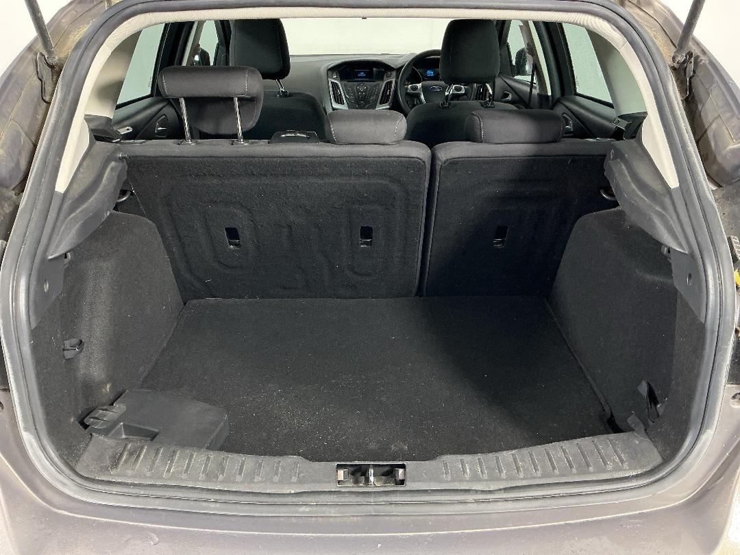 Photo '12' of Ford Focus Trend DSL