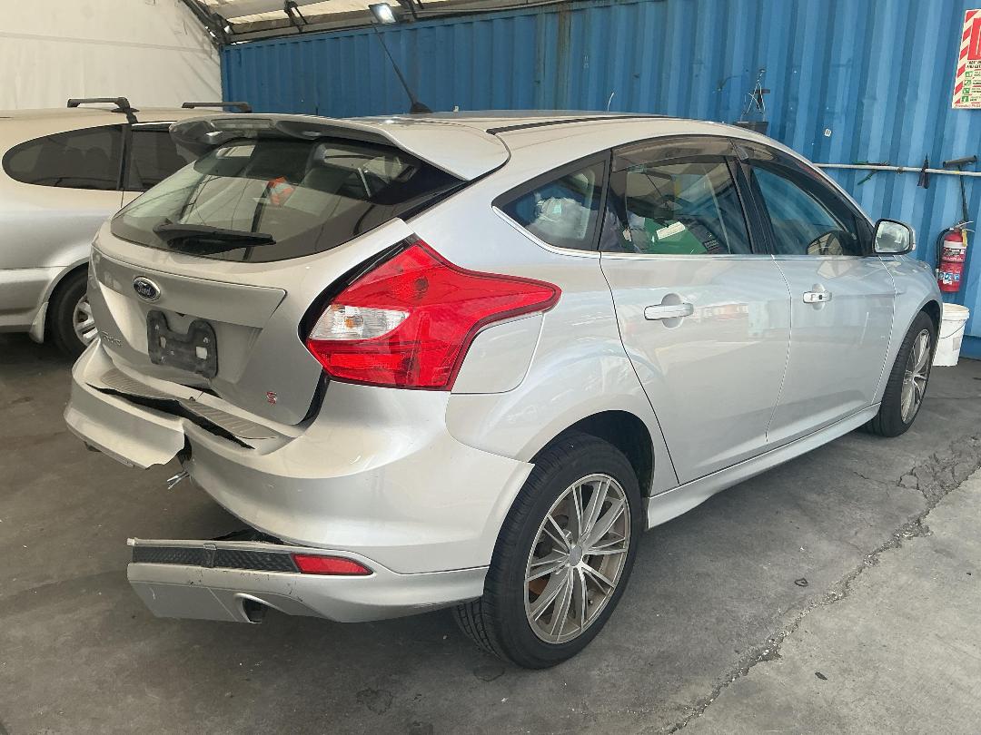 Photo '14' of Ford Focus Photo '14' of Ford Focus