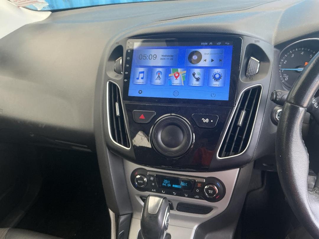 Photo '23' of Ford Focus Photo '23' of Ford Focus