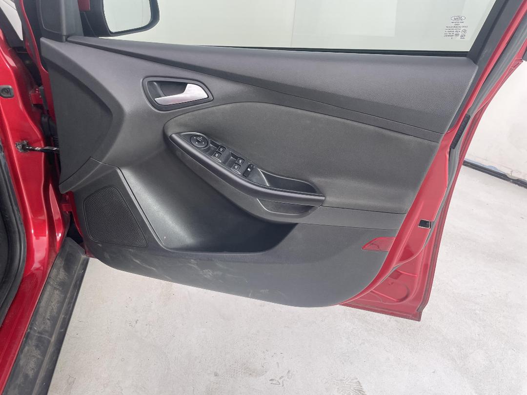 Photo '11' of Ford Focus Trend