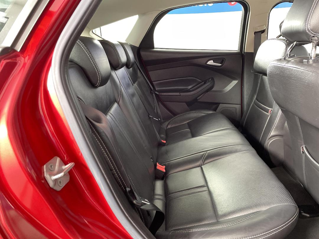 Photo '20' of Ford Focus