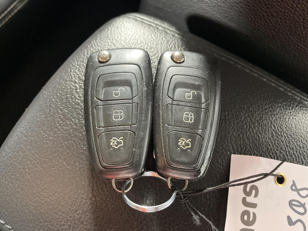 Photo '22' of Ford Focus