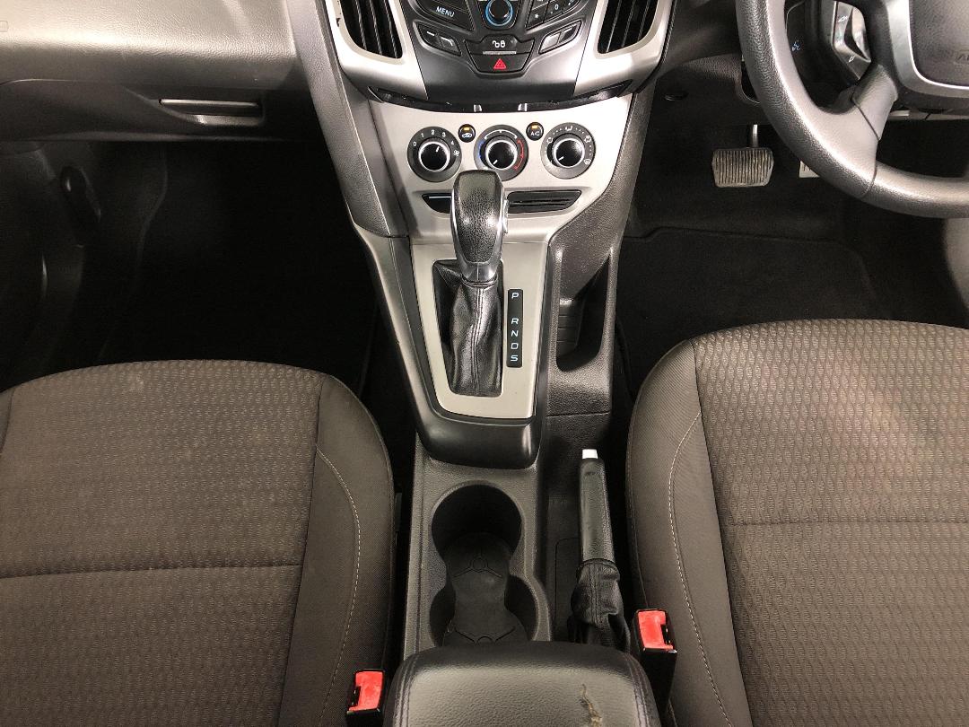 Photo '18' of Ford Focus Photo '18' of Ford Focus