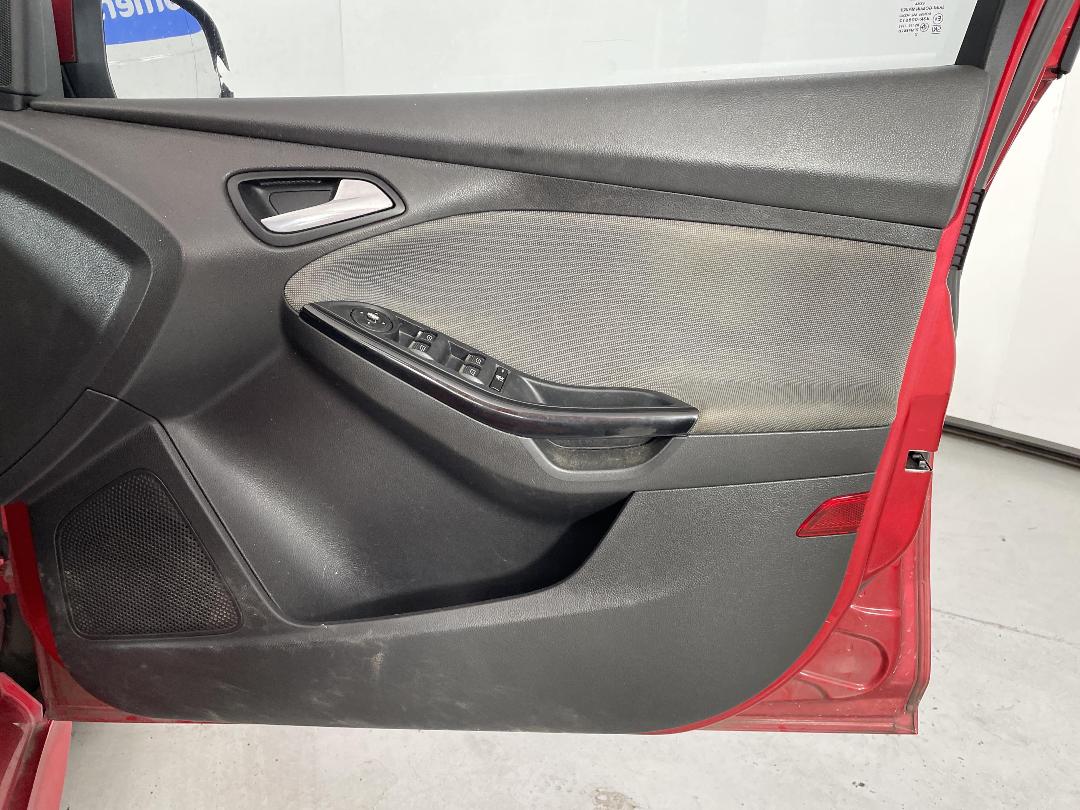 Photo '15' of Ford Focus