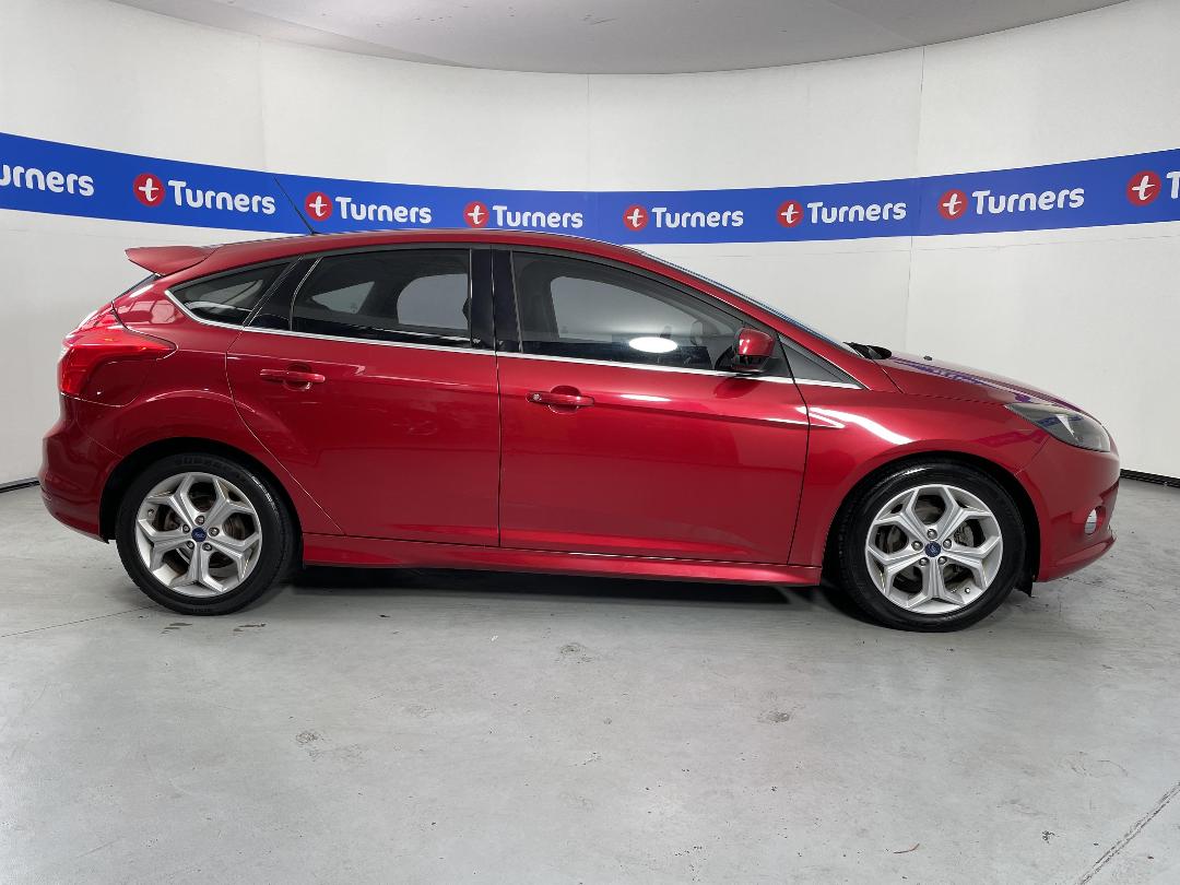 Photo '23' of Ford Focus