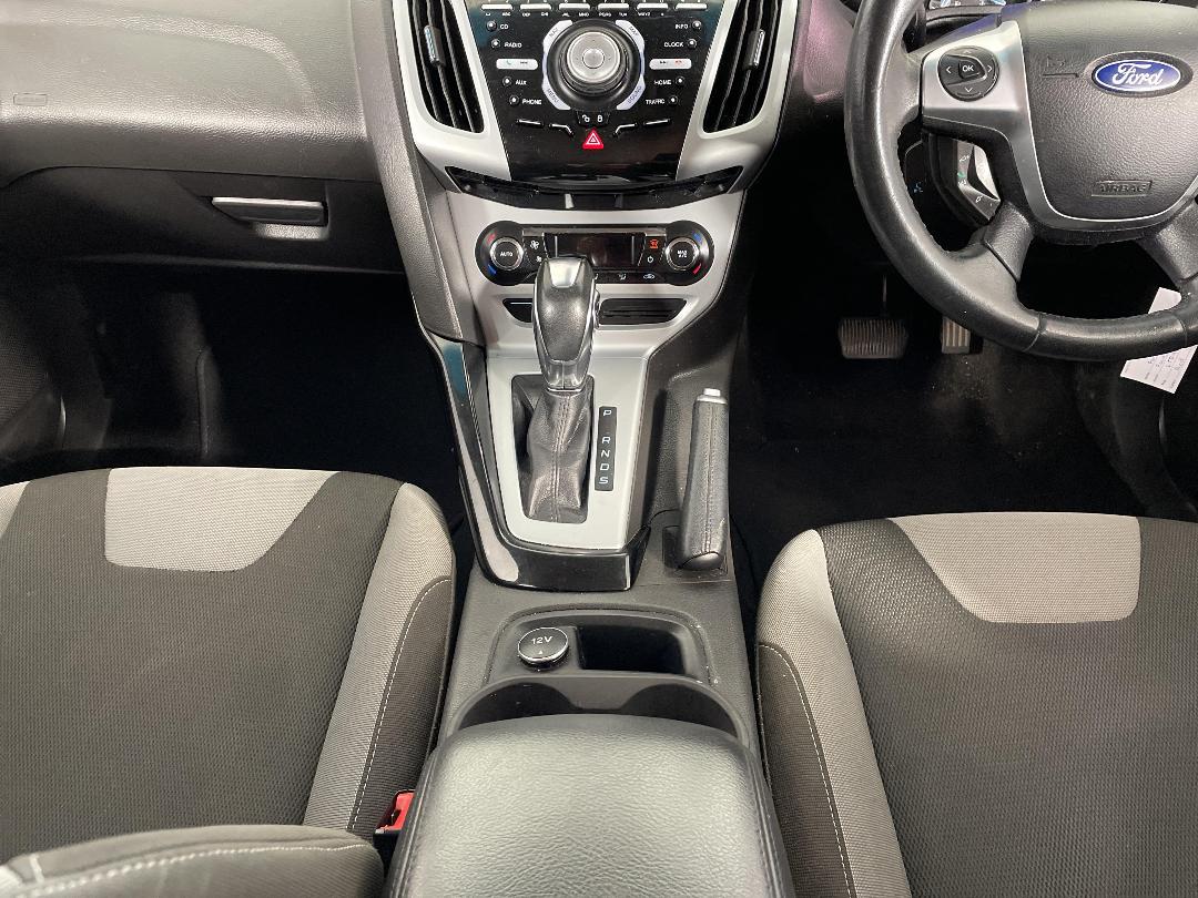 Photo '18' of Ford Focus