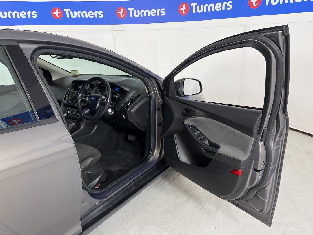 Photo '15' of Ford Focus