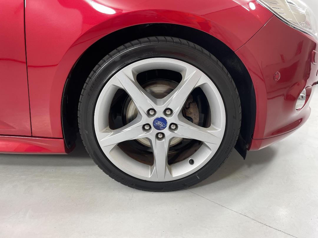 Photo '9' of Ford Focus