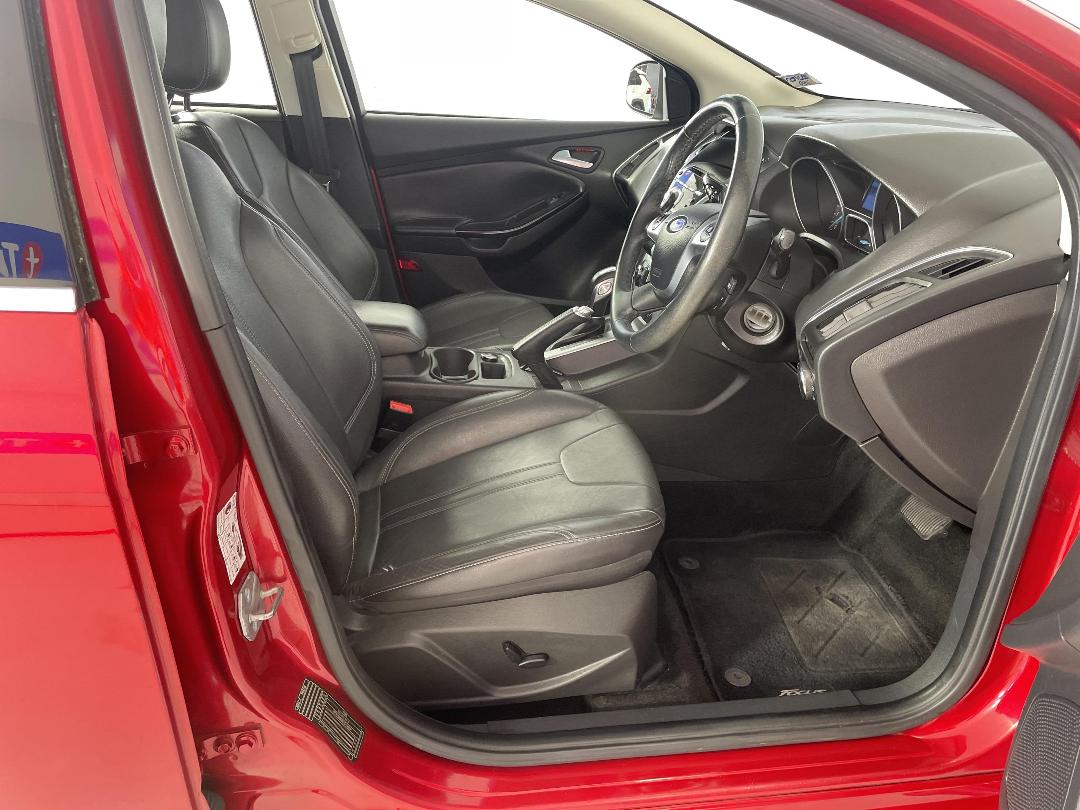 Photo '16' of Ford Focus