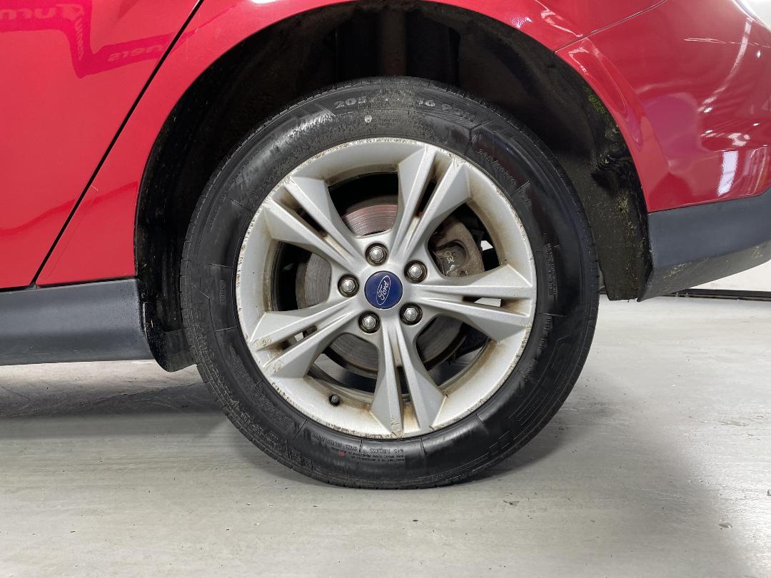 Photo '11' of Ford Focus