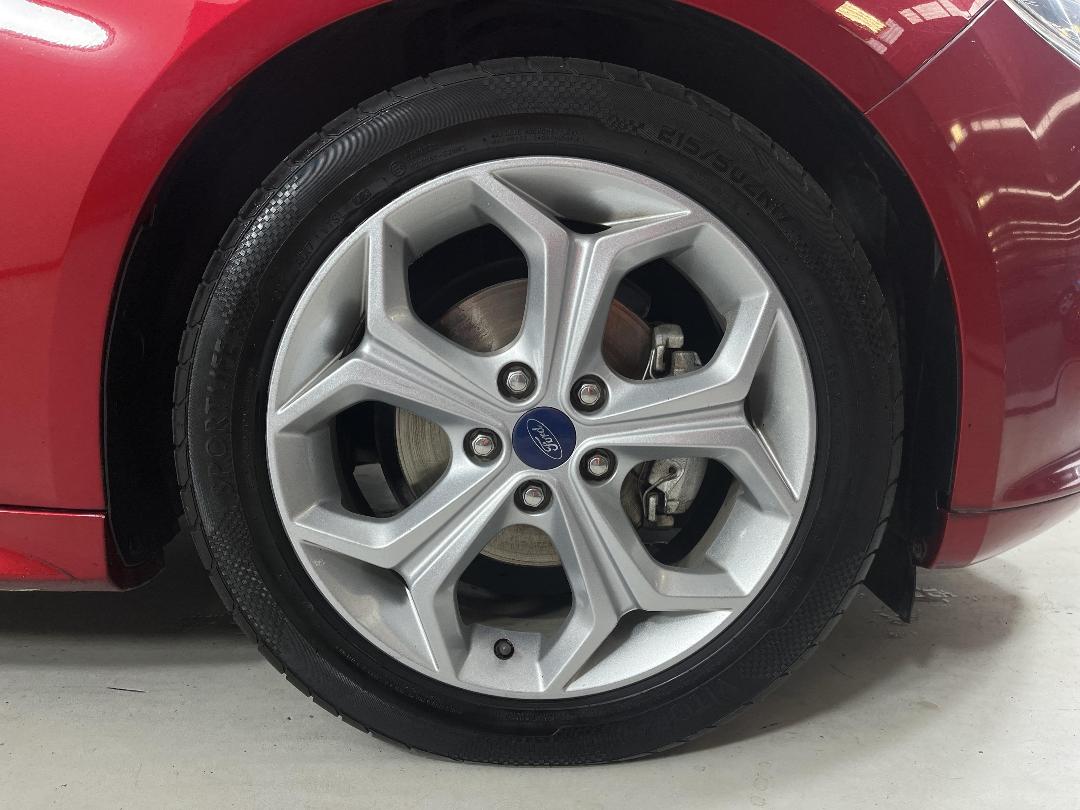 Photo '9' of Ford Focus Photo '9' of Ford Focus