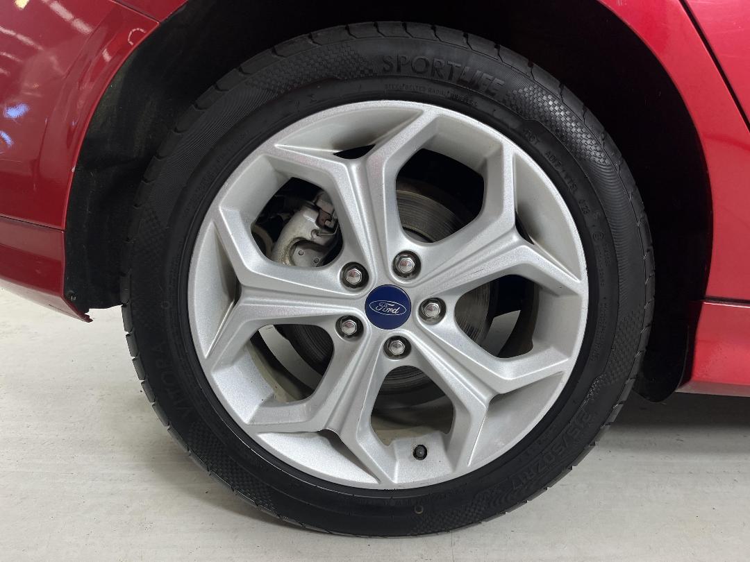 Photo '12' of Ford Focus Photo '12' of Ford Focus