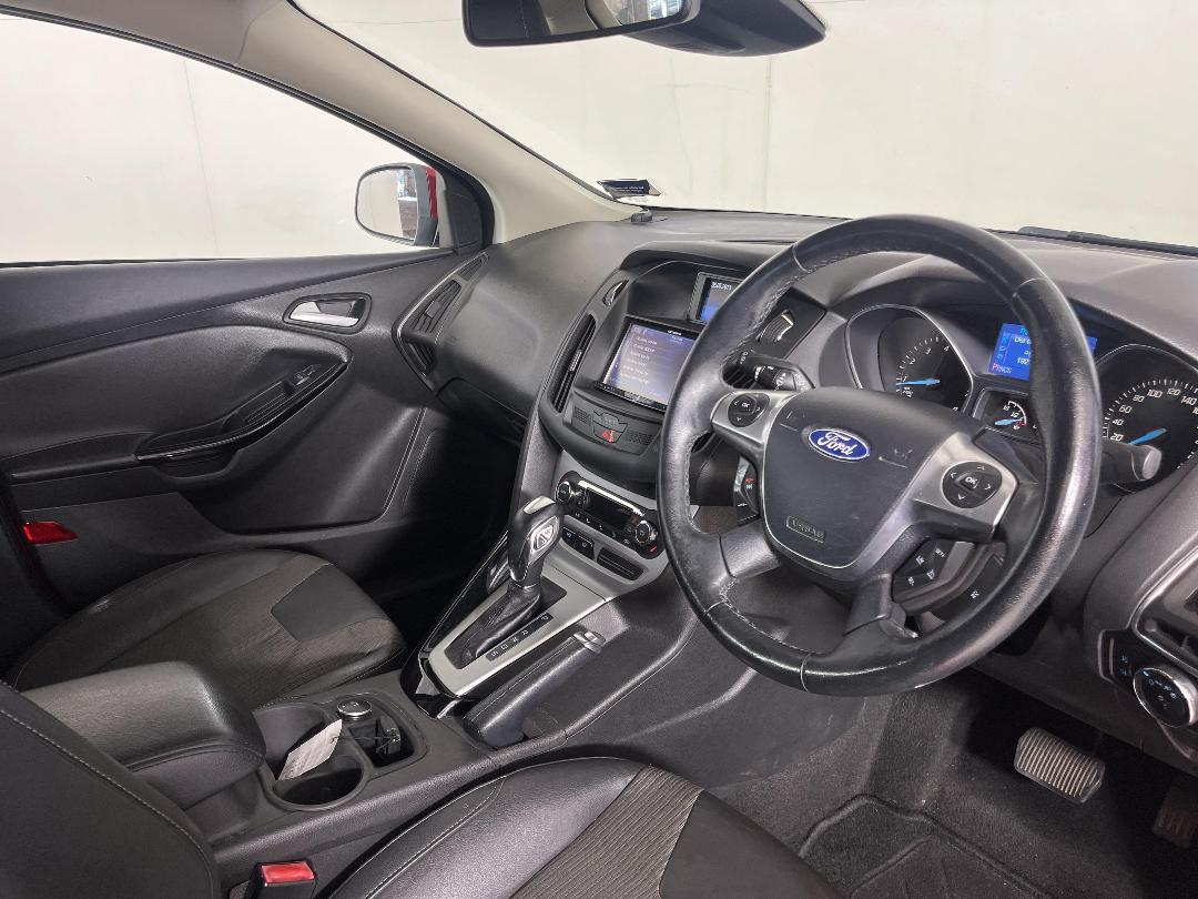 Photo '16' of Ford Focus Photo '16' of Ford Focus