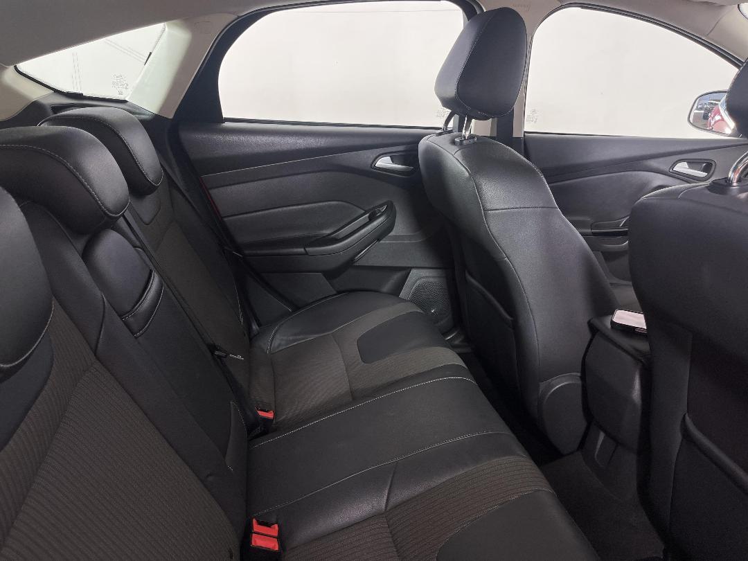 Photo '20' of Ford Focus Photo '20' of Ford Focus