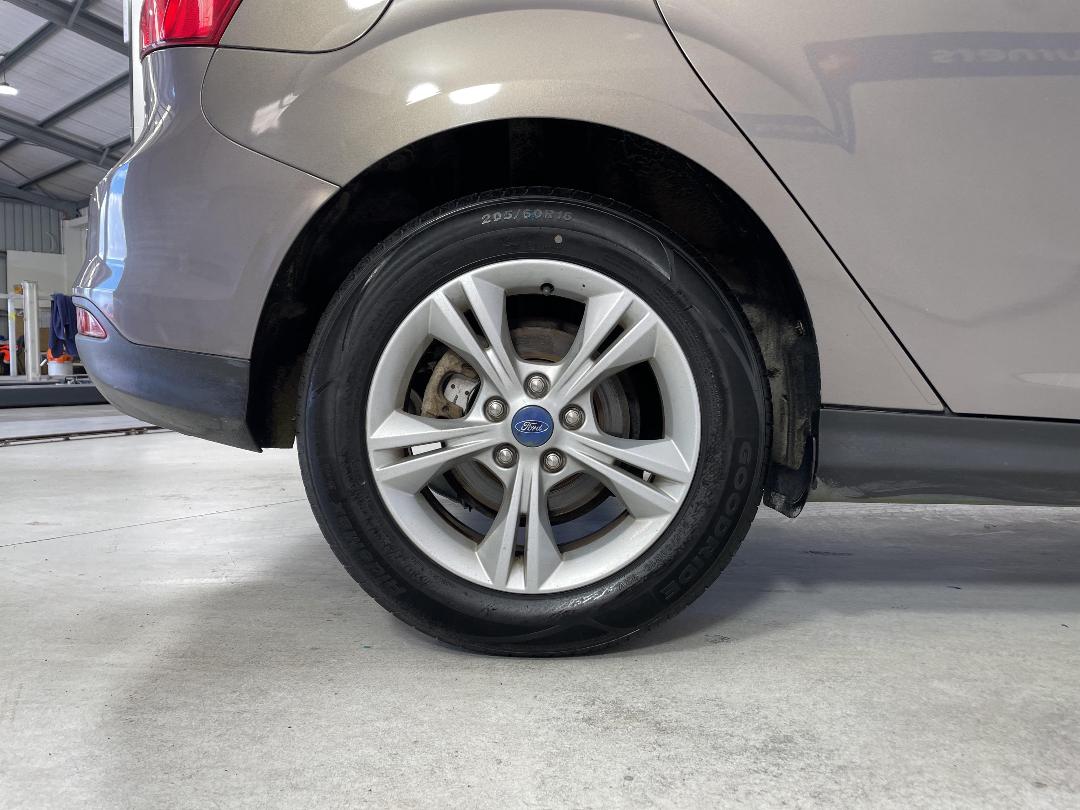 Photo '12' of Ford Focus Photo '12' of Ford Focus