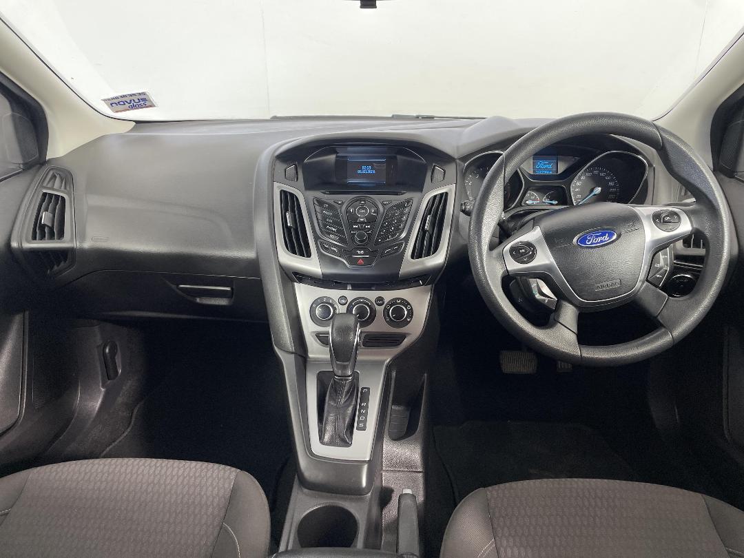 Photo '17' of Ford Focus Photo '17' of Ford Focus