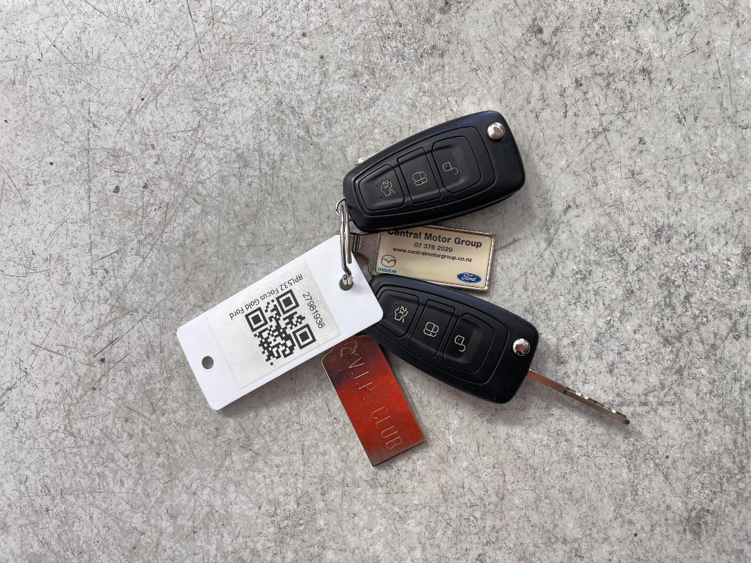 Photo '22' of Ford Focus Photo '22' of Ford Focus