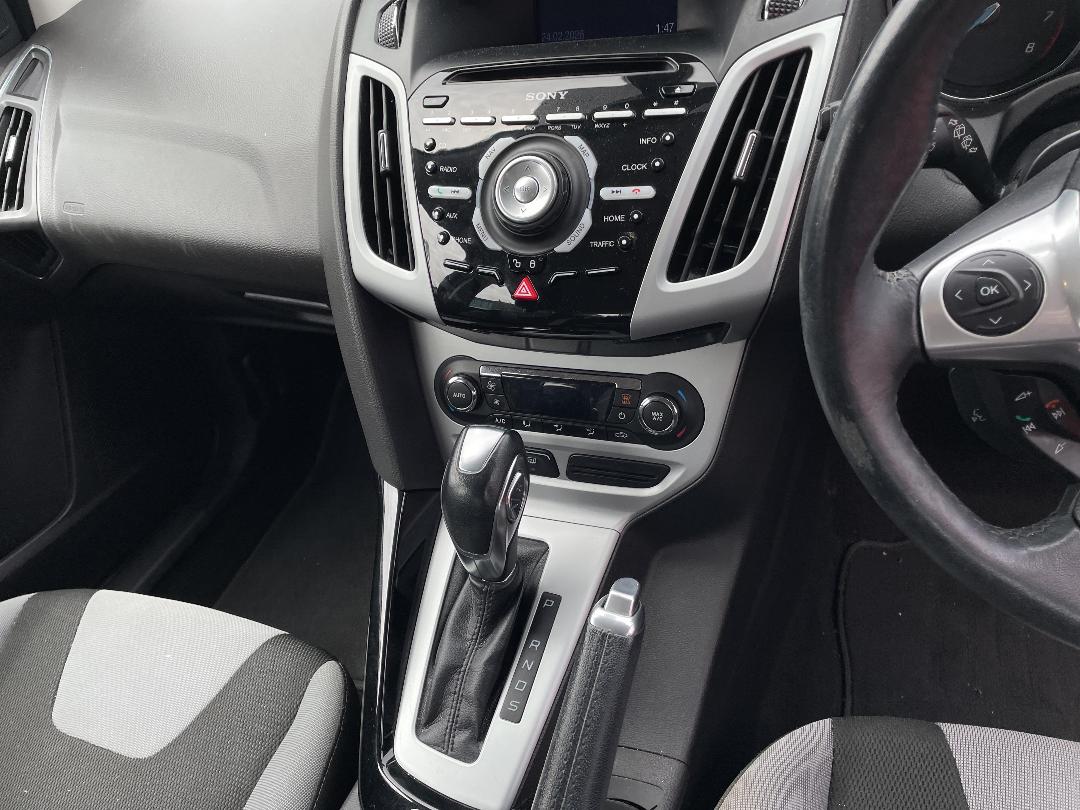 Photo '16' of Ford Focus Sport