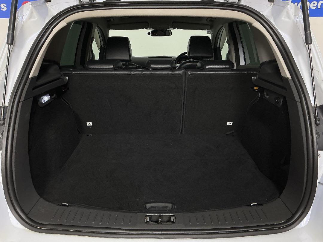 Photo '14' of Ford Kuga