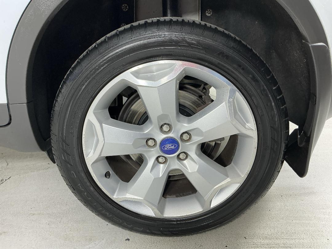 Photo '11' of Ford Kuga