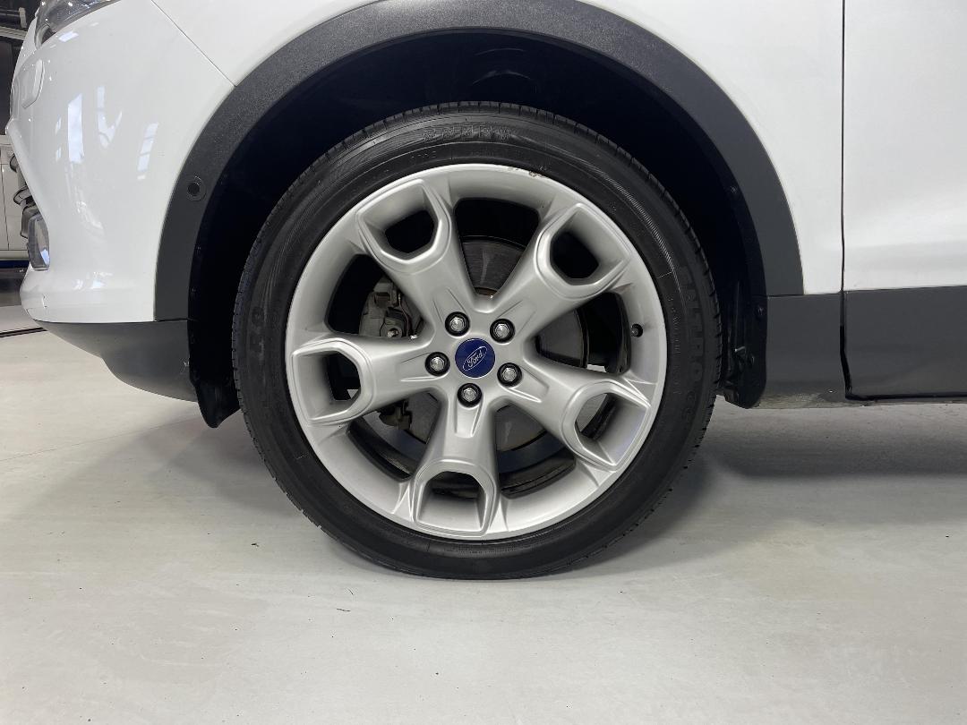 Photo '10' of Ford Kuga