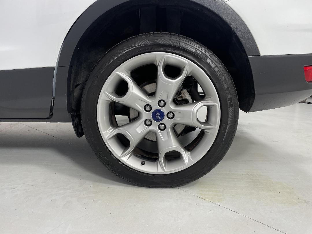 Photo '11' of Ford Kuga