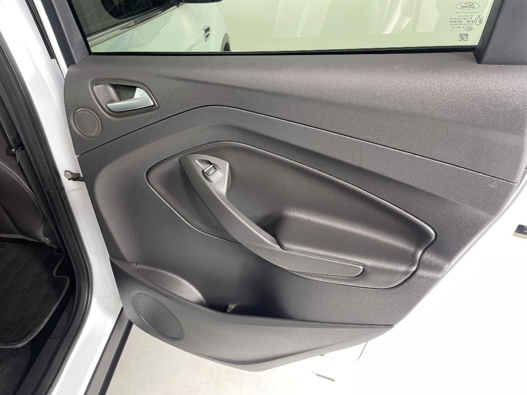 Photo '19' of Ford Kuga