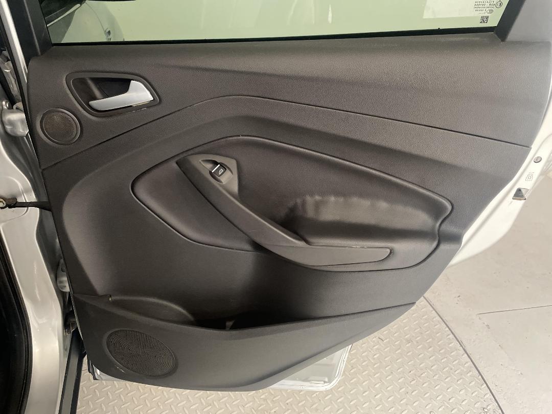 Photo '19' of Ford Kuga