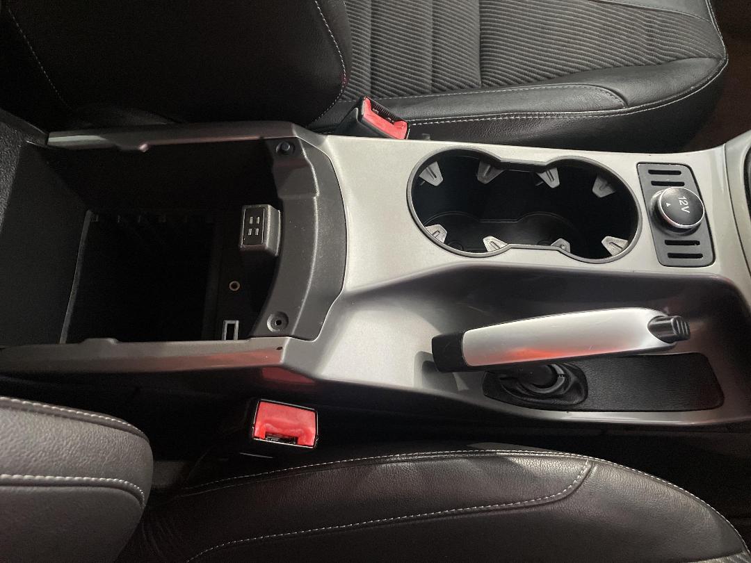 Photo '33' of Ford Kuga