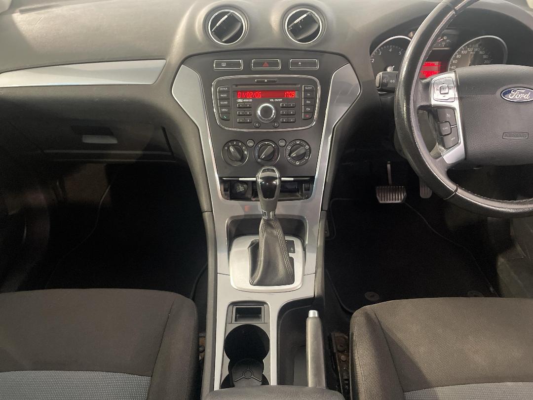 Photo '18' of Ford Mondeo