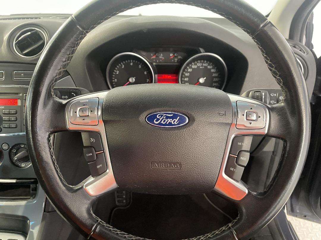 Photo '28' of Ford Mondeo