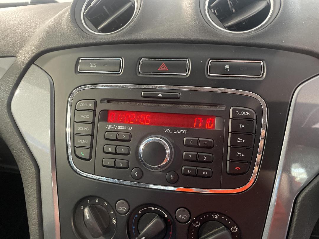 Photo '29' of Ford Mondeo