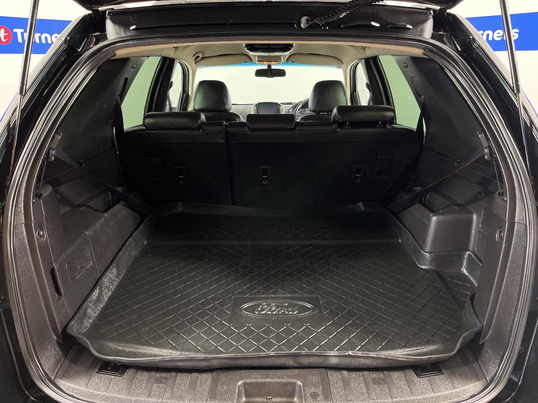 Photo '14' of Ford Territory