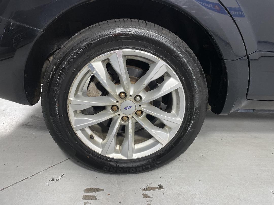 Photo '12' of Ford Territory