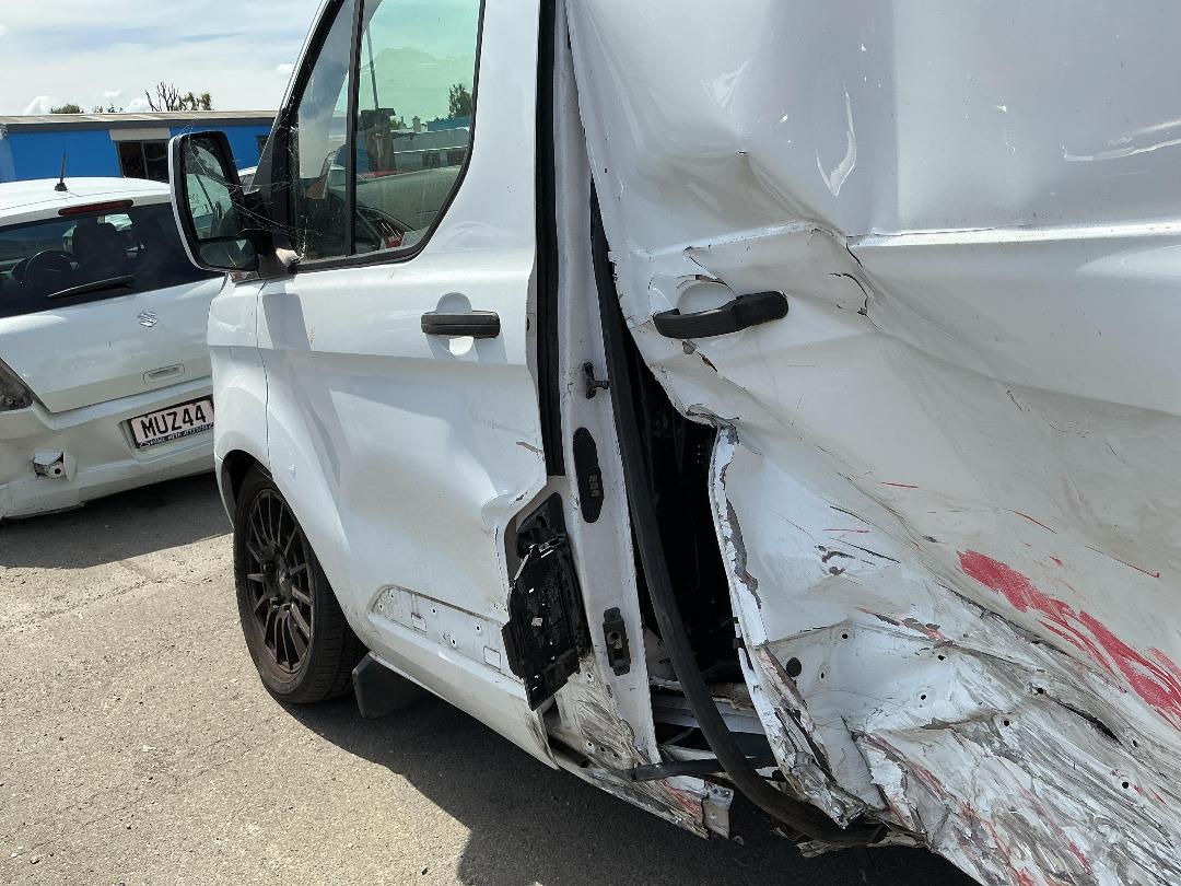 Photo '8' of Ford Transit SWB LOW Roof Photo '8' of Ford Transit SWB LOW Roof