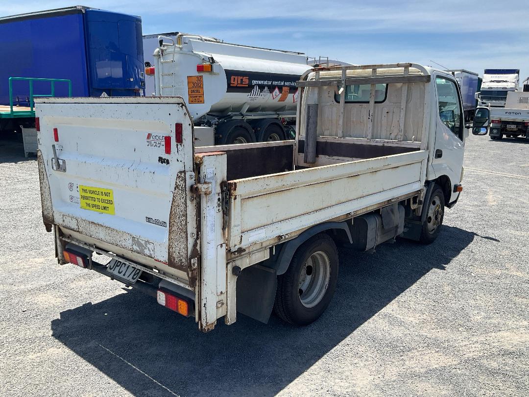 Photo '4' of Hino Dutro Flat Deck Photo '4' of Hino Dutro Flat Deck