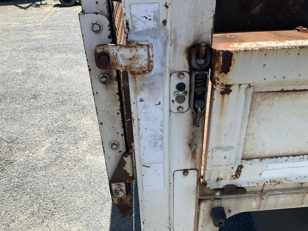 Photo '25' of Hino Dutro Flat Deck Photo '25' of Hino Dutro Flat Deck