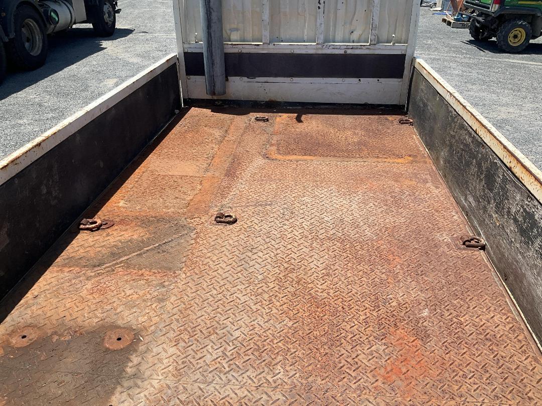 Photo '27' of Hino Dutro Flat Deck Photo '27' of Hino Dutro Flat Deck